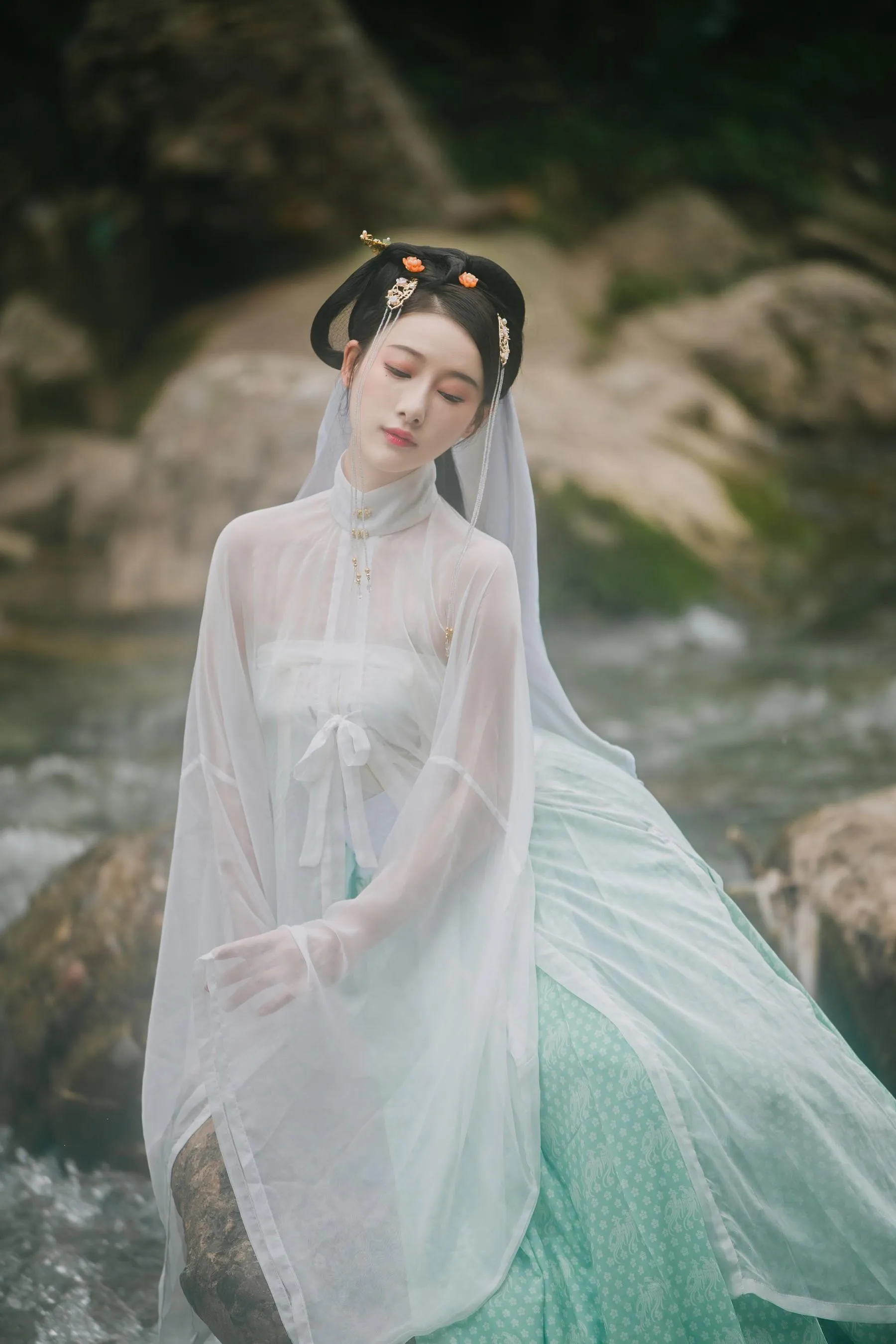 [艺图语] 2022.05.22 清歌 -芝月- [23P]插图3